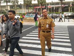Facebook gives people the power to share and makes the world. Koplak Wan Abud Selfie Sendiri Nyengir Sendiri Opini Indonesia Seword
