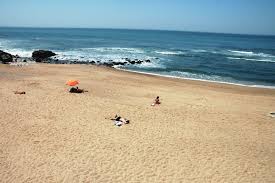 The cafes here stay open until late and praia dos ingleses is often still buzzing long after dark. Summer In Porto Porto Events