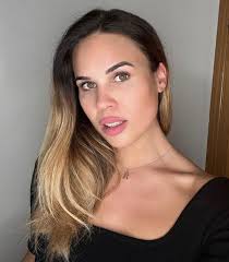 Quién es Raquel Arias de Supervivientes 2023: biografía, carrera y fotos de  la participante