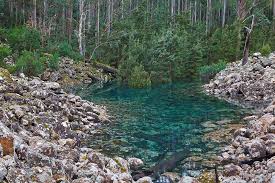 Disappearing Tarn By Chris Cobern States Of Australia Tarn Places To Go