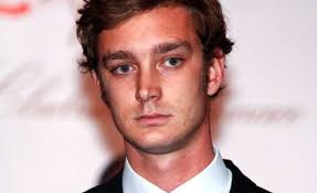 Una botella de vodka de $us 500 causó pelea de Casiraghi