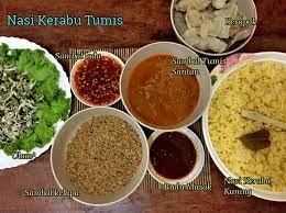 Sajikan dengan nasi hangat, dijamin tak hanya keluarga, bahkan teman yang datang berkunjung juga ingin. Resepi Nasi Kerabu Kelantan Paling Lazat Iluminasi