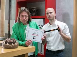 Check spelling or type a new query. Anticeny Cerna Kladiva Divaky Nejvice Rozhorcili Zlodeji Po Telefonu Blog Seznam Cz