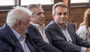 Santafesino de vera, rosarino por adopción. Agustin Rossi Confirmo Que Alberto Fernandez Lo Designo Como Ministro Politica De Santa Fe