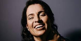 Cathy Meldrum's Instagram, Twitter & Facebook