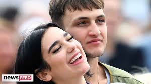 Dua lipa and anwar hadid relationship timeline: Dua Lipa Anwar Hadid Caught Packing On Pda Youtube