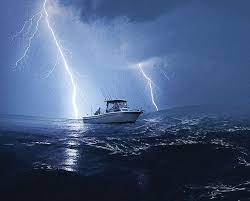 Surviving Lightning Strikes While Boating Boat Lightning Storm Lightning Strikes