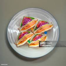 Image result for tbn:PrtsmamH2gogrM::www.designcommandcenter.com/photography/ClubSandwich.jpg