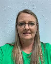 Hello! My name is Holly Lowe. I graduated high school from Baskin and  graduated college from LA Tech in 1996 with a degree in Family and Child  Studies. I was called to