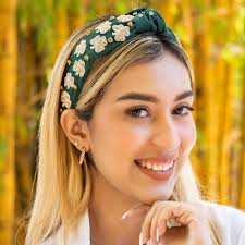 Unique Hand-Beaded St Patricks Knot Headbands for a Festive Look, Custom  Headbands Holiday Headbands for St Patricks Day Statement Headbands