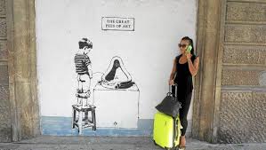 Since the past decades, banksy's art thrived from the graffiti community in his home city, bristol to a worldwide phenomenon. War Hier Banksy Am Werk Mallorca Zeitung