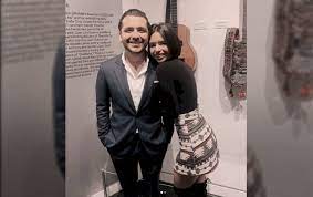 Saber que ángela aguilar y christian nodal sacaron una la talentosa y joven cantante, ángela aguilar, tiene prohibido por su padre tener novio, sin embargo. Angela Aguilar Y Christian Nodal Fuertes Rumores De Romance Soy Grupero