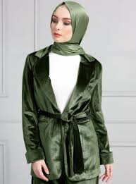 Refka Tesettur Kadife Ceket Modelleri Moda Tesettur Giyim Moda Moda Stilleri Kadife