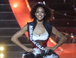 Regarder des films en streaming complet sur votre smart tv, console de jeu, pc, mac, smartphone, tablette et bien plus. Varane S Sister Will Not Be Mrs France Unmeant