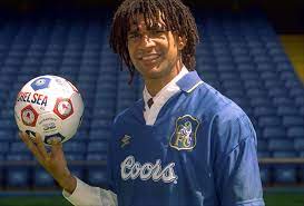 View the player profile of forward ruud gullit, including statistics and photos, on the official website of the premier league. Ruud Gullit The Dutchman For The Blues El Arte Del Futbol