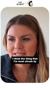 The wonderful Megan Spellman (@meganmcsweeneys), director of brand  experience at @mailchimp, joined a group coaching call with 3 exceptional  marketers and I as we worked through 1 signature story ...