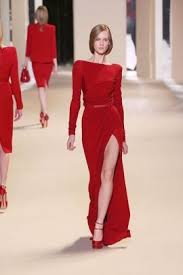 فستان من الحرير الاحمر Fashion Red Dress Pretty Dresses