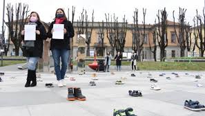 His new mural entitled h o r i z o n is located in treviglio/bergamo, italy for street art ball project.h o r i z o n / struttura g052 is born from the sampling of the shade 56 Pairs Of Shoes Take To The Streets The Protest Of Mothers In Treviglio