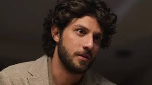 Órfãos da Terra': Dalila/Basma embriaga Jamil