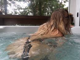 Mature blonde angela in black latex otfit checks how clean her redhaired maid manuela set the living room straight. Secretcrush4k Fit Model Dances In Hot Tub Has Enema Fetish Anal Orgasms Besplatnoe Porno Youporn