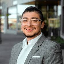 Lucinda Crespin's Instagram, Twitter & Facebook