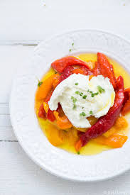 Salade De Poivrons Grilles A L Huile Et Mozzarella Di Bufala Campana Salade Poivron Mozzarella Salade