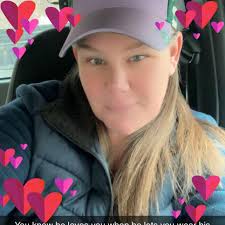 What time do people start lining up for the All Clad sale?