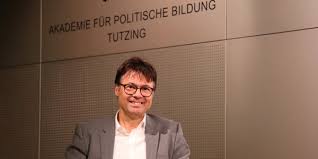 September 1957 im anwesen „haus buchensee am ufer des starnberger sees. Bildung Themen Akademie Fur Politische Bildung Tutzing