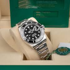 The oyster perpetual submariner date is the benchmark for divers' watches. Rolex Submariner 41mm Date 2021 Watch Trading Co