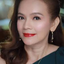 First people I bump into in Paris! Of course @chrishoy1 is