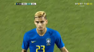 Andreas hugo hoelgebaum pereira is a professional footballer who plays as a midfielder for premier league club manchester united and the bra. Andreas Pereira Debut For Brazil Against El Salvador Youtube