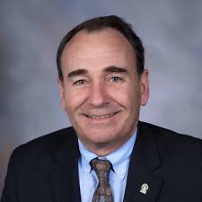 Robert McLean, MD < Yale School of Medicine