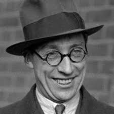 Head Over Heels in Love (1937)