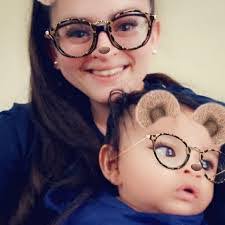 Renee Sauls's Instagram, Twitter & Facebook