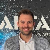 900+ "Papst" profiles