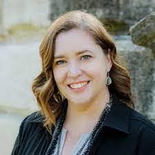 Amanda Lappe's Instagram, Twitter & Facebook