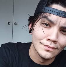 Travis Eicher in people