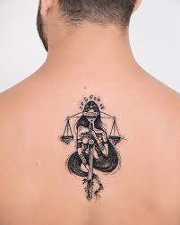 Pin Em Tatuagens 3 Tatuagens interessantes tatuagem poseidon tatuagem de libra tatuagem skate desenho tatuagem tatuagens direito deusa themis tatuagem justica desenhos para tatuagem feminina. pin em tatuagens 3