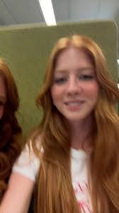 Deanna Dow's Instagram, Twitter & Facebook