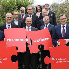Dies kann einige minuten in anspruch nehmen. Zum 1 September Startet Sparkasse Celle Gifhorn Wolfsburg Hankensbuttel