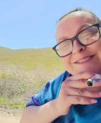 I'll be like.. heeyyy, how you been fam.😁