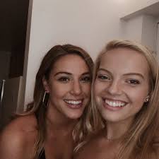 Anna Treser (@atreser22)