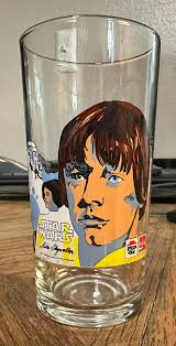 Rare 1977 Australian Pizza Hut Star Wars Promo Glasses