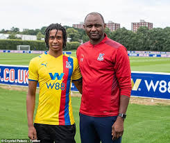 The official website of crystal palace football club, featuring news, fixtures, player profiles and information about selhurst park, the home of the eagles. Crystal Palace Complete 8m Signing Of Reading Star Michael Olise Aktuelle Boulevard Nachrichten Und Fotogalerien Zu Stars Sternchen