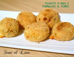 Formate le polpette, rotolatele nel pane grattugiato e mettetele nella padella con la salsa di pomodoro. Polpette Di Risotto Avanzato Ricetta Per Utilizzare Il Risotto