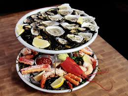 Andrew Zimmern Cooks Plateau De Fruits De Mer Andrew Zimmern Seafood Recipes How To Cook Lobster Food Network Recipes