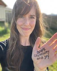 Amber Cheever (@scribblecritters) • Instagram-bilder og -videoer