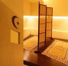 Ruang tidur pada rumah kebaya memiliki fungsi yang tidak jauh berbeda dengan ruang tidur pada rumah adat lainnya. 45 Desain Mushola Minimalis Di Dalam Rumah Rumahku Unik