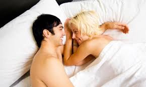 Wer seinem sexleben ein heißes upgrade verpassen möchte, wagt sich an neue plätze fürs schäferstündchen. Bettgefluster 6 Klassische Sex Stellungen Die Immer Gut Sind Wienerin