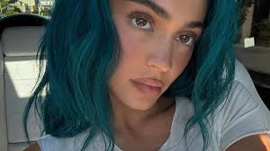 Kylie Jenner Revives 'King Kylie' Era With New Teal Hair